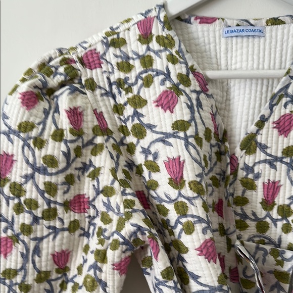 LBC quilted Floral Wrap Jacket - Picture 2 of 4